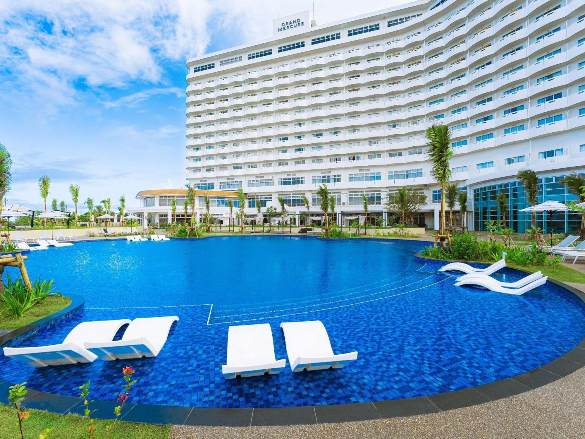 Grand Mercure Okinawa Cape Zanpa Resort Yomitan Buitenkant foto